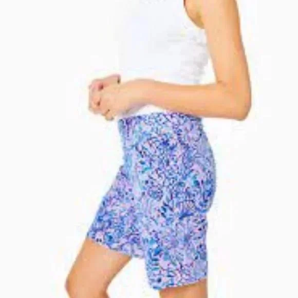 NWT Lilly Pulitzer Reid Short UPF 50+ - Picture 4 of 7